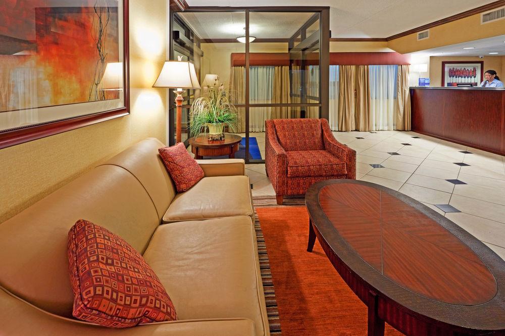 Holiday Inn Express Ramsey Mahwah By Ihg Exterior foto