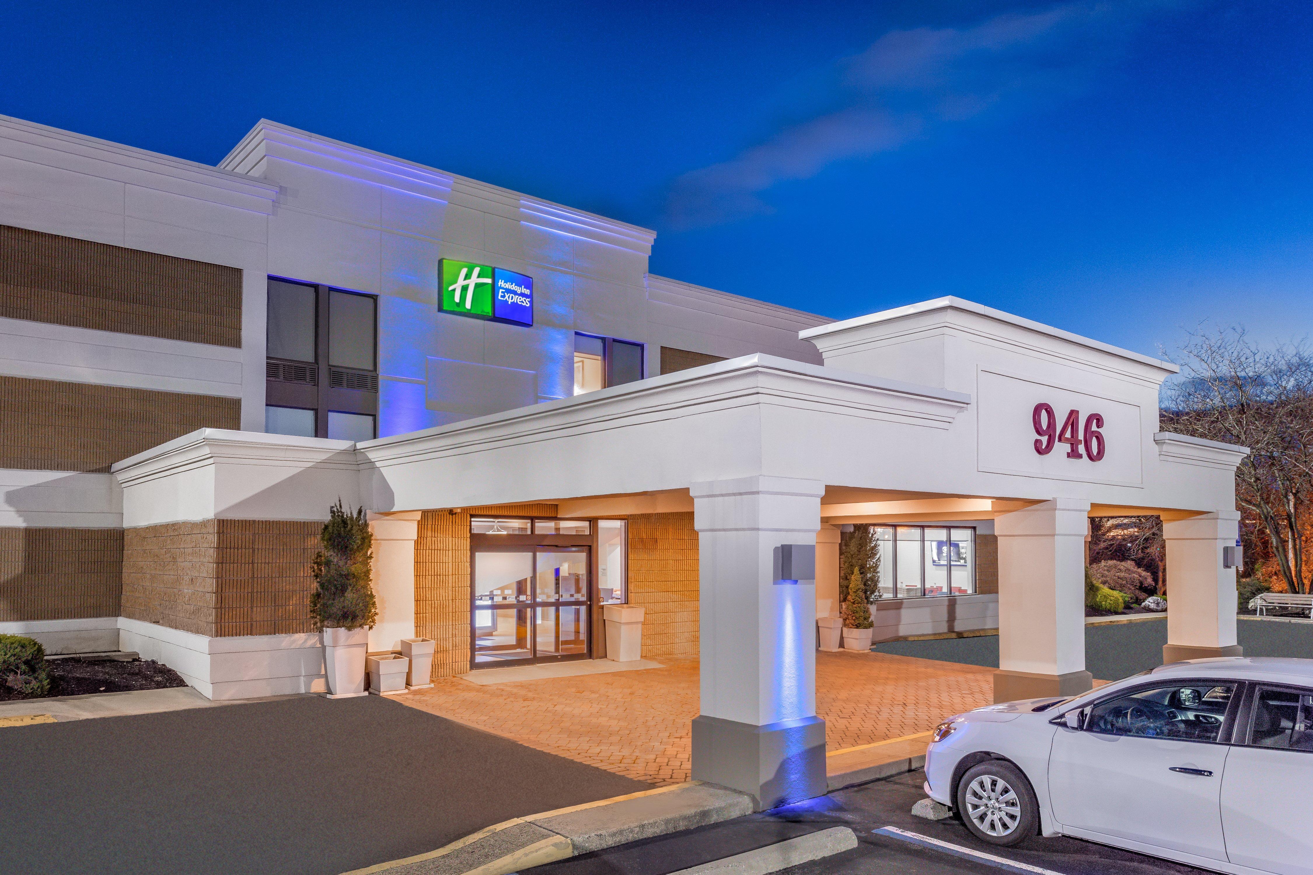 Holiday Inn Express Ramsey Mahwah By Ihg Exterior foto