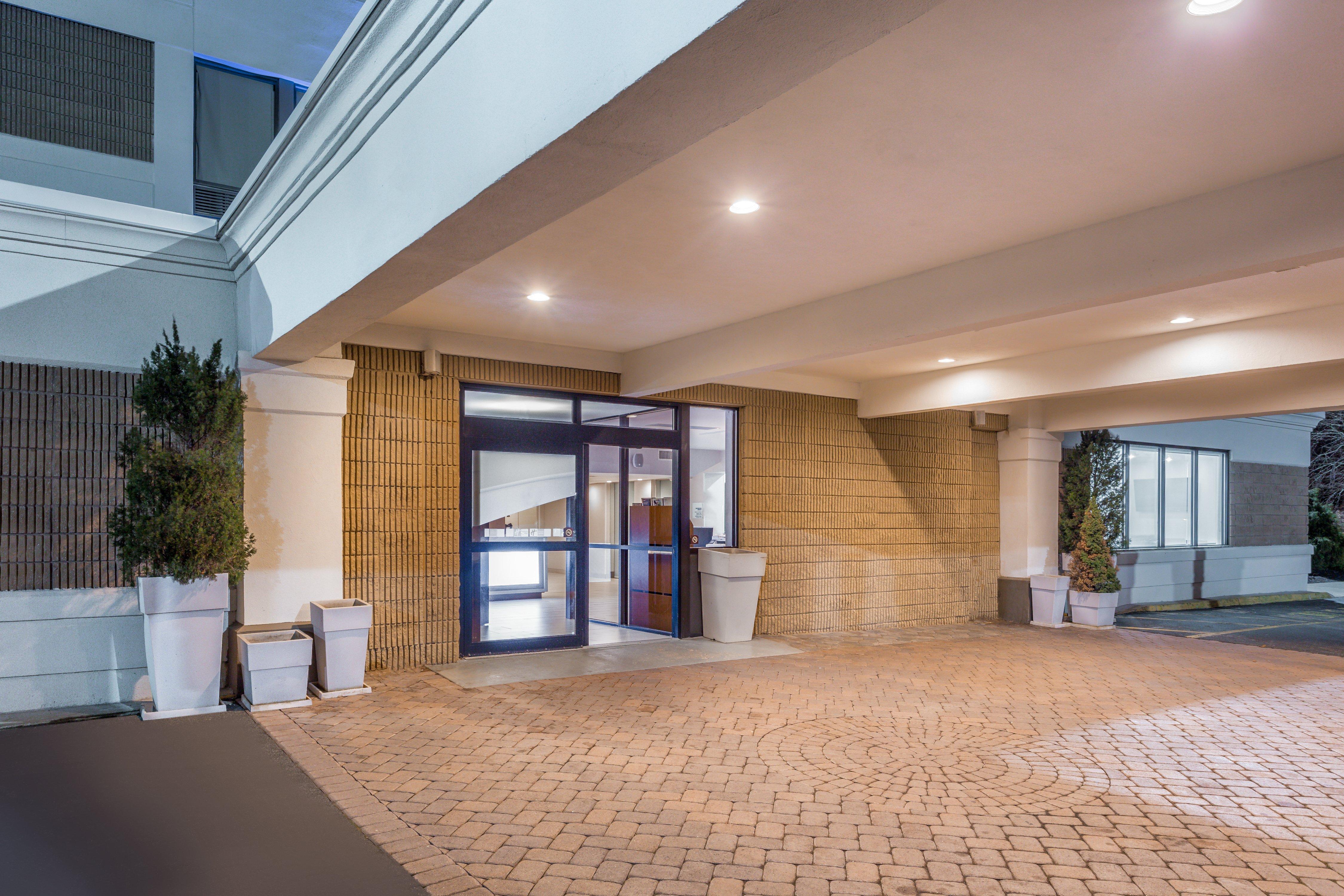 Holiday Inn Express Ramsey Mahwah By Ihg Exterior foto