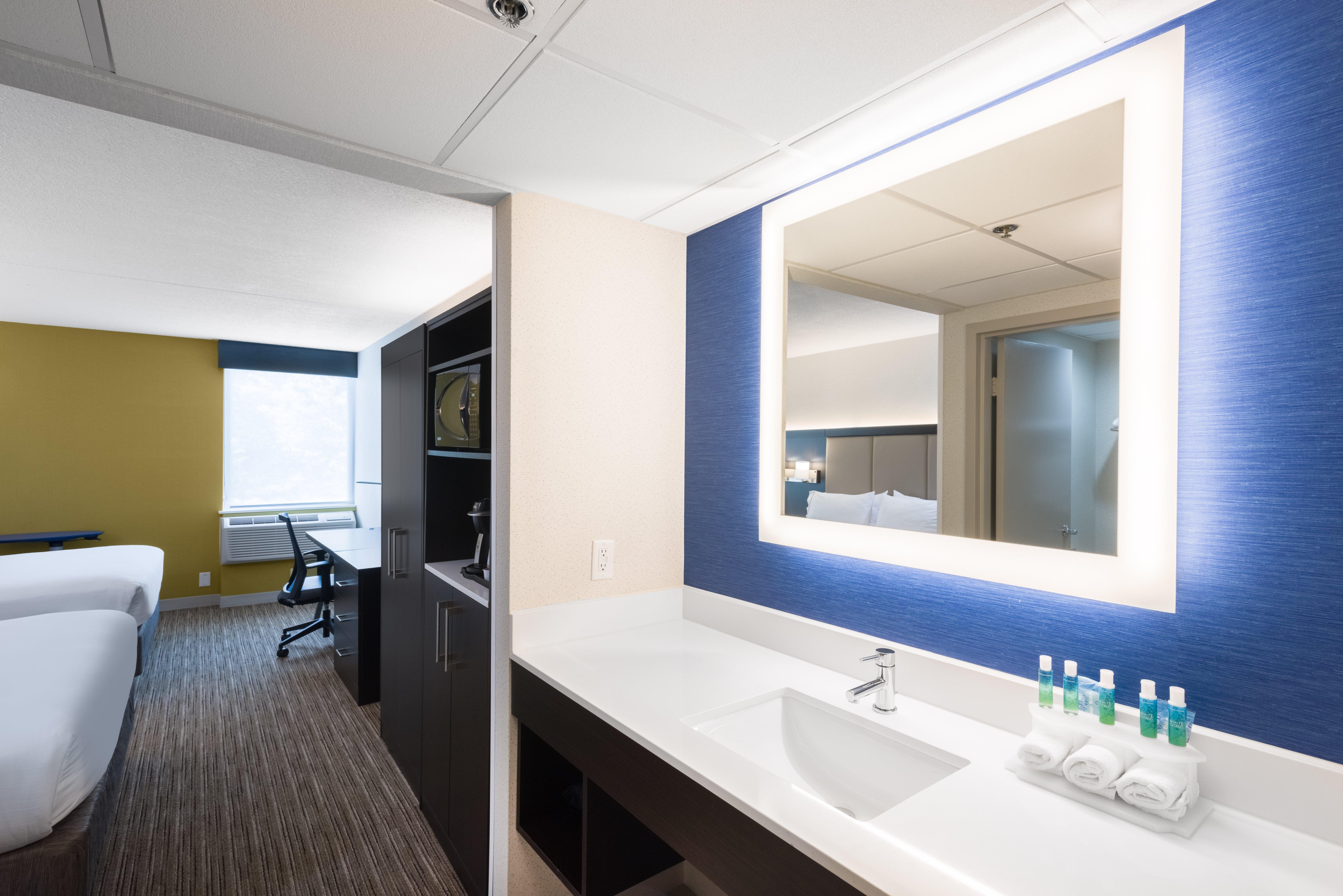 Holiday Inn Express Ramsey Mahwah By Ihg Exterior foto